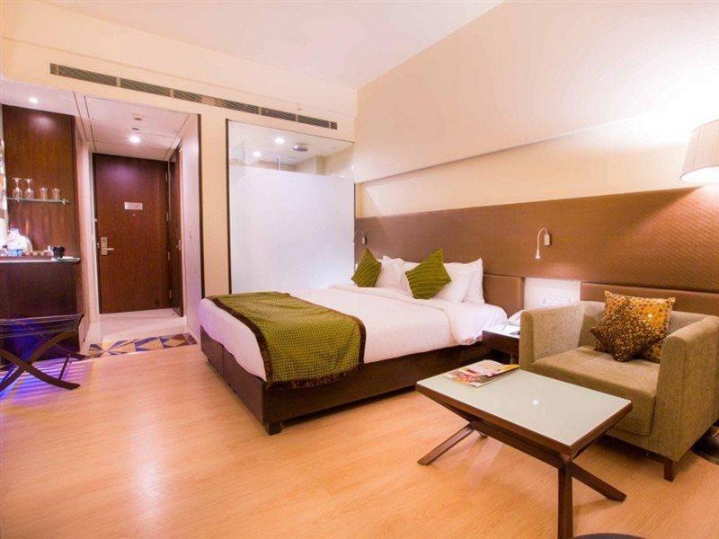 그랜드 엑조티카 비즈니스 호텔 Pimpri-Chinchwad 외부 사진